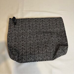 Thirty-One Black and White Clutch